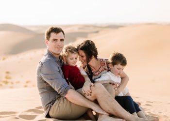 How to Immigrate to UAE: Visa Types and Application Tips