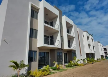 A Guide for Expats on Renting vs. Buying Property in Mauritius