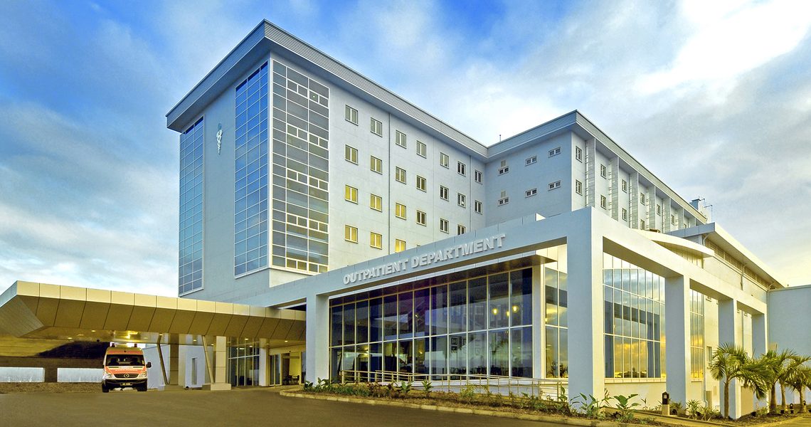 Healthcare in Mauritius: Public vs. Private Options for Expats